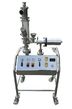 實(shí)驗(yàn)室中小型<a href=http://galvanizingplants.cn/chanpin/27.html target=_blank class=infotextkey>氣流粉碎機(jī)</a>