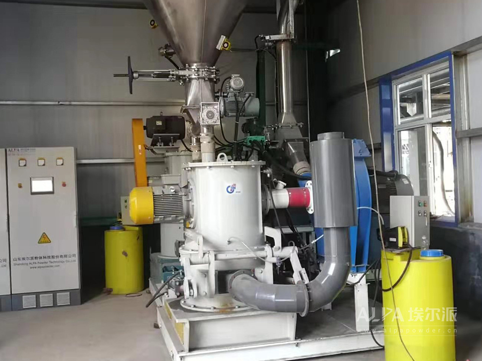TSM<a href=http://galvanizingplants.cn/chanpin/144.html target=_blank class=infotextkey><a href=http://galvanizingplants.cn/chanpin/145.html target=_blank class=infotextkey>小蘇打</a></a>粉碎機設(shè)備實例圖